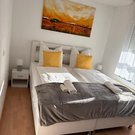 Apartment Near Frankfurt Main *